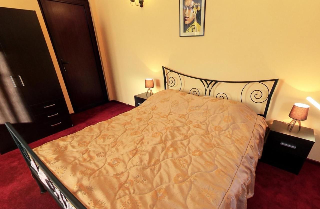 Гостевой дом La Storia Guest House Питешти-22