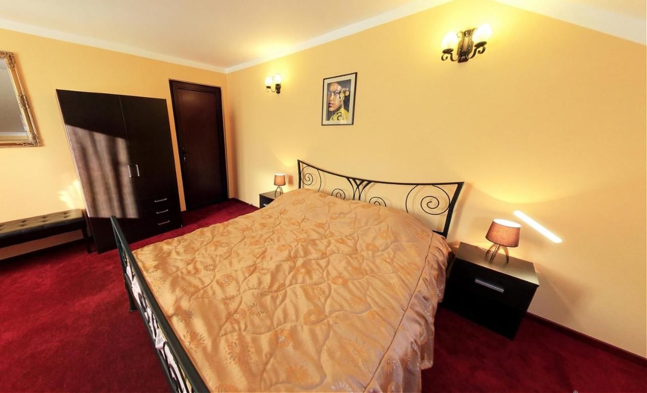 Гостевой дом La Storia Guest House Питешти-7